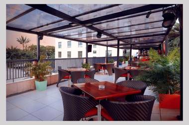 Star Land Hotel Bonapriso