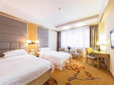 Vienna Hotel Zhanjiang Coast Avenue