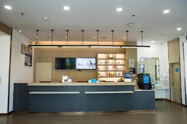 Hanting Hotel Jiujiang Jiufang Shopping Center