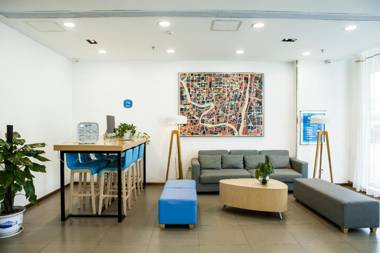 Hanting Hotel Jiujiang Jiufang Shopping Center