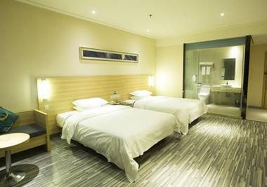 City Comfort Inn Huanggang Wuxue Kanjiang Avenue