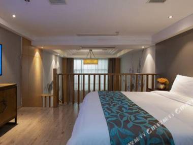 Royal Four Seasons Hotel