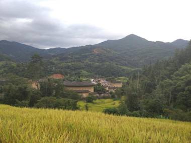 Tulou Fuyulou Changdi Inn