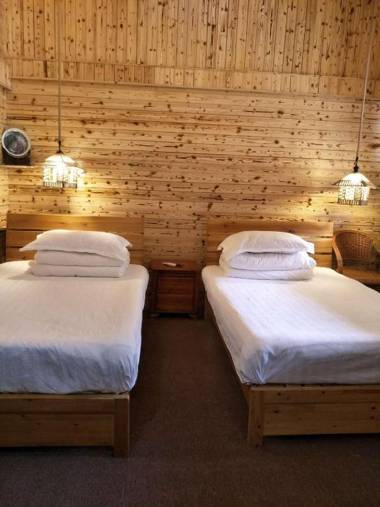 Nanjing Tulou Qingdelou Inn