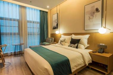 Super 8 by Wyndham Shifang Urban Rail Transportation College