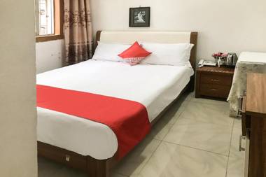 OYO Rainbow Guest House