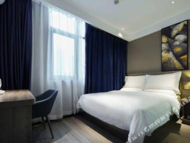 7 Days Premium Hotel (Deyang Wuzhou Square store)