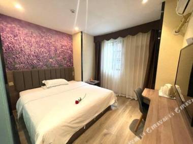 7 Days Inn (Guanghan Bailun Department Store)