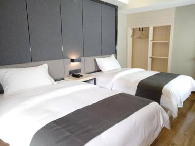 Thank Inn Plus Hotel Sichuan Guang'an Yuechi County Tianlong Street Store