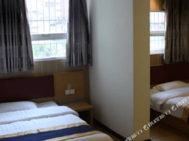 No.0 Inn (Yingshan Mozi Street)