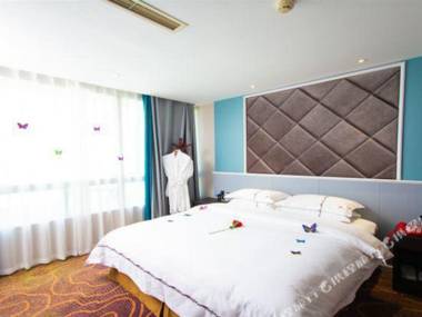 Tiancheng Holiday Hotel (Nanchong Renmin Garden)