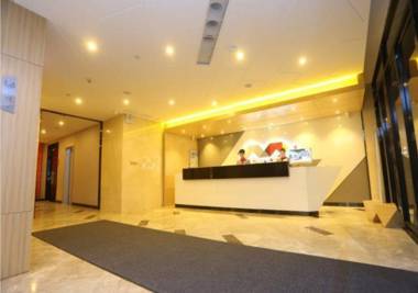Borrman Hotel Jingmen Zhongxiang Railway Station
