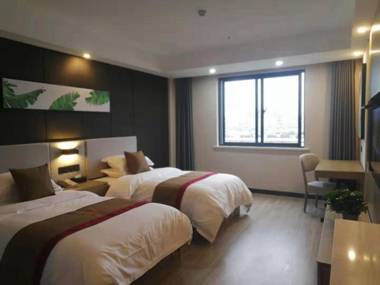 Up and In Anqing Huaining County Zhenning Road