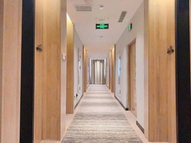 Green Tree Inn Henan Shangqiu Minquan County High-Speed Railway Station