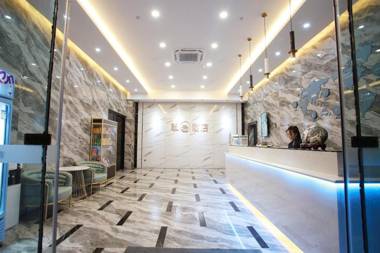 Monochrome Hotel Tengzhou Bus Terminal