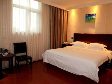 GreenTree Inn ShanDong JiNing JiaXiang County JianShe (S) Road Express Hotel