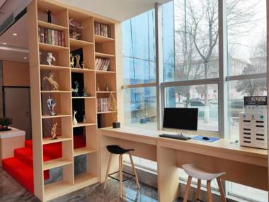 GreenTree Inn Express Shandong Jinin Jiaxiang Railway Station