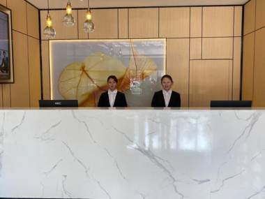 GreenTree Inn Express Shandong Jinin Jiaxiang Railway Station