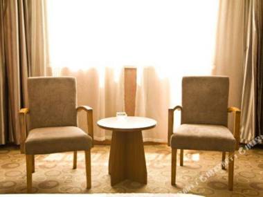 Su 8Jiu Dian (Ji Ning Ren Cheng Da Dao Dian )