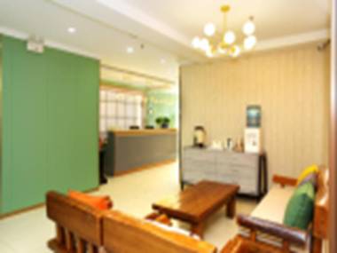 Super 8 Chengde Imperial Summer Resort