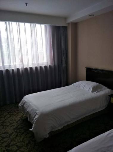 Chengde Huilong Tower Hotel