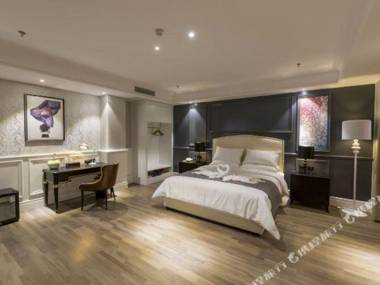 Lanou Hotel (Chengde Old street Herun New City)