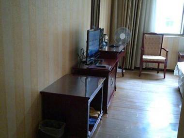 Zangdong Julong Hotel