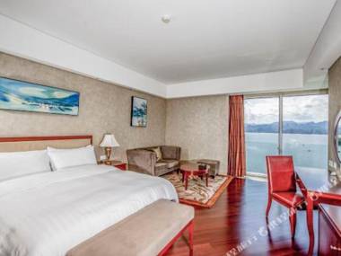 Qian Dao Hu Lu Cheng Lan Wan Du Jia Hotel