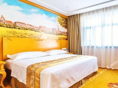 Junyue Hotel