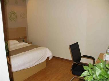 Green Tree Inn Zibo Hengtai Bus Station