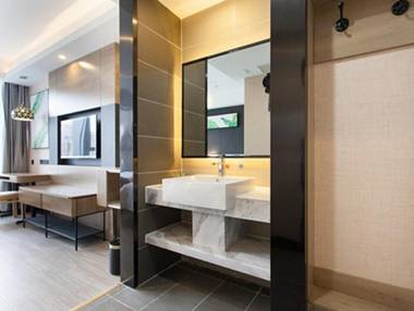 UP AND IN Hotel Guangdong Zibo Zhangdian District Zhong'ou International Building