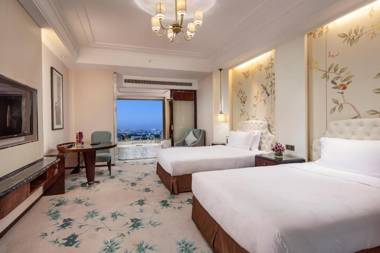 Ramada Plaza Qiandeng Kunshan