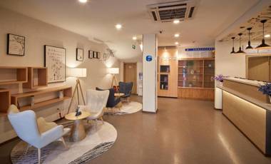 Hanting Hotel Yinchuan Dongfanghong Plaza