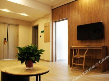 7 daysinn hotel (Helan Center store)