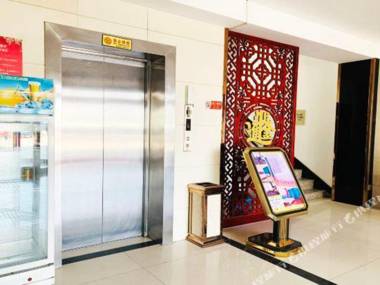 Junyi Inn (Yinchuan Tongxin Road Huaiyuan Night Market)