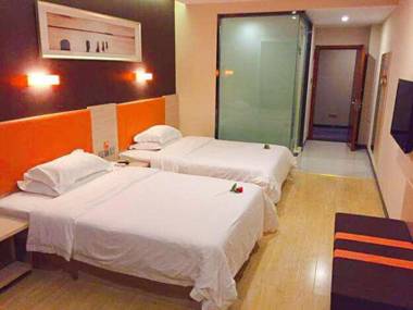 7 Days Inn Yichang Changyang Qingjiang Gallery Branch