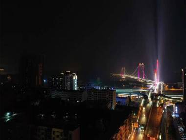 7 Days Premium·Yichang Yiling