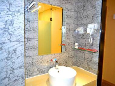 Thank Inn Plus Hotel Yantai Laishan District Technology Road