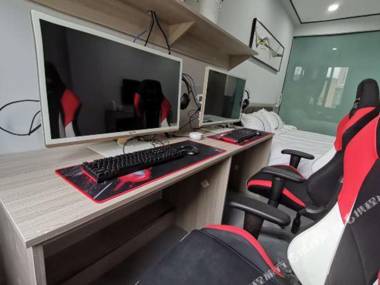 Yantai favorite electronic sports Hotel