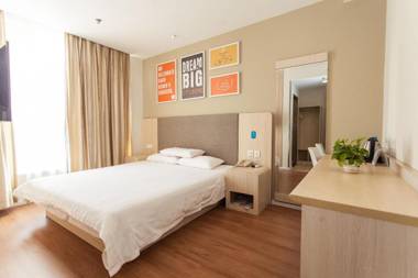 Hanting Hotel Yangzhou Wutinglong Toy Market