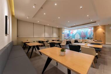 Hanting Hotel Yangzhou Wenchangge Shouxihu Road