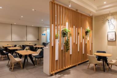 Hanting Hotel Yangzhou Wenchangge Shouxihu Road