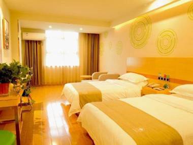 GreenTree Inn Express (Yangzhou East Bus Station)