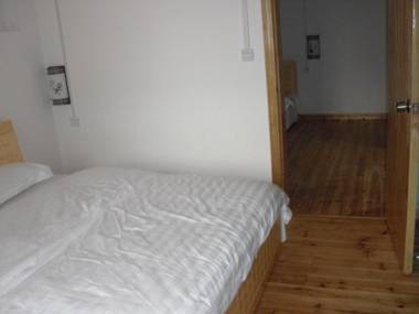 Huanggong Garden Hotel