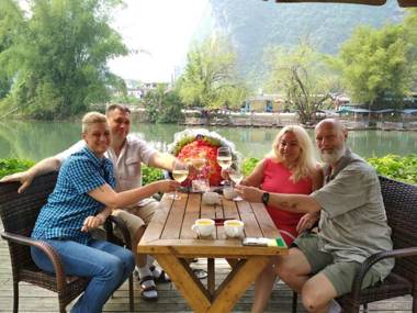 Yangshuo Moondance Hotel