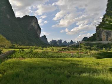 Yangshuo Puyueju Inn
