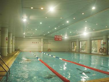 Zhangjiagang Guomao Hotel