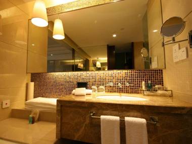 Zhangjiagang Guomao Hotel