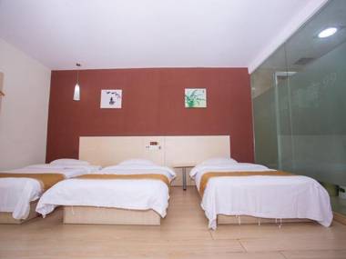 Thank Inn Plus Hotel Zhangjiagang Fenghuang Town