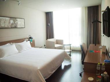 Jinjiang Select Yancheng Dafeng Jinfeng South Street Branch